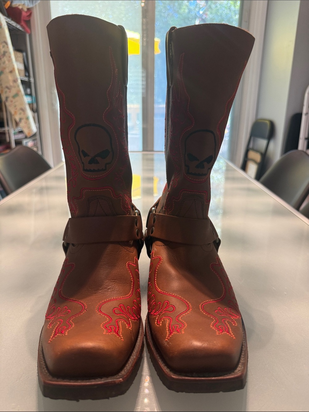 HARLEY DAVIDSON SLAYTON! Men's Brown Leather Harness Boots with Red Stitching.